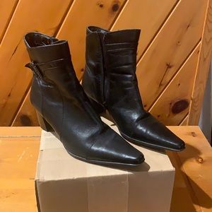 Ladies ankle boots